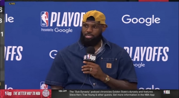 詹姆斯：进攻篮板和给射手空位投篮让他们建立了27分的巨大领先