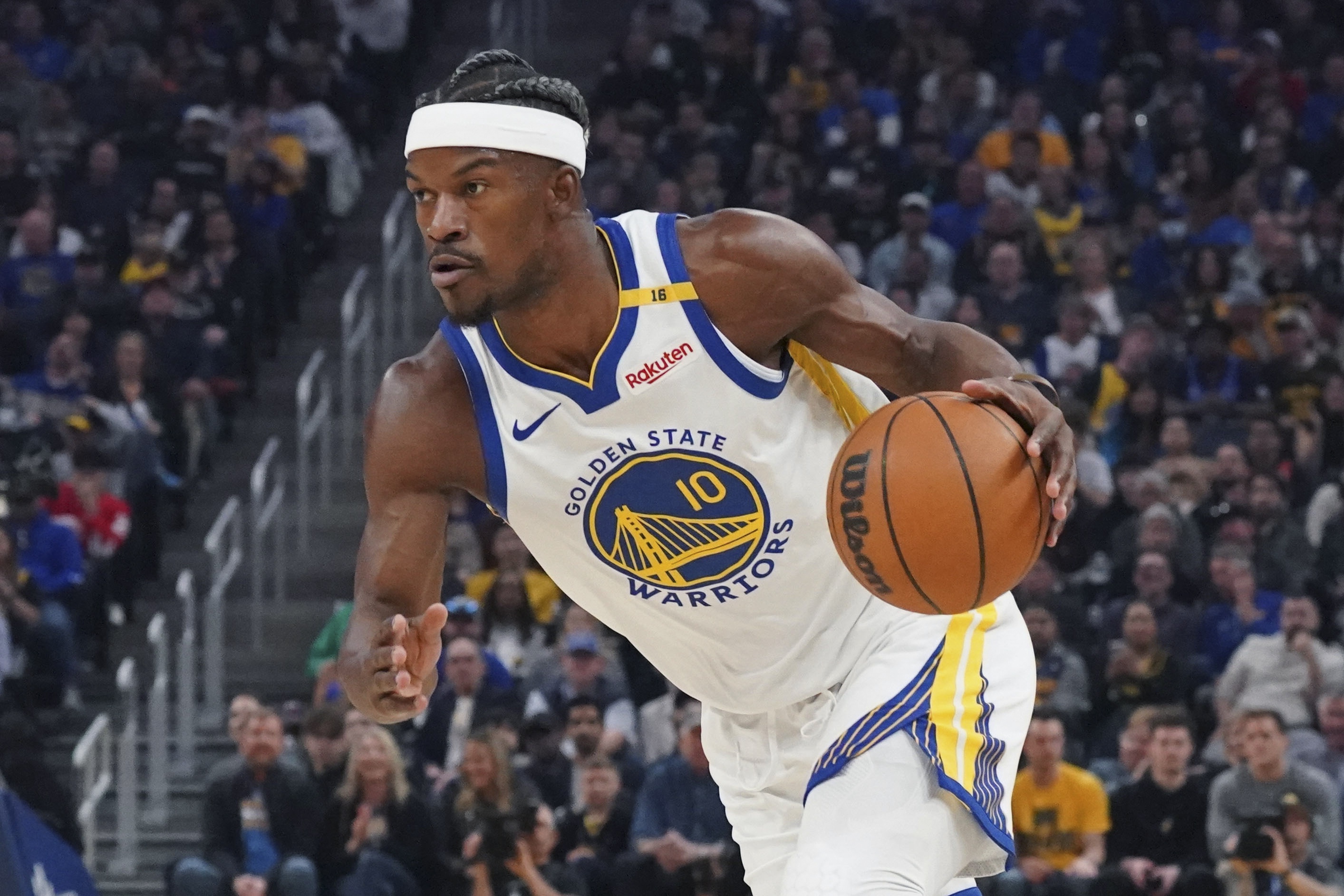 巴特勒谈体型劣势：不想说我们更小 我们只是没那么高 但斗志十足