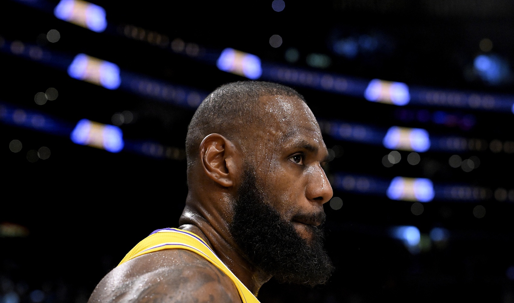 NBC记者：骑士对詹姆斯没有太大兴趣 他们不想放弃年轻球员