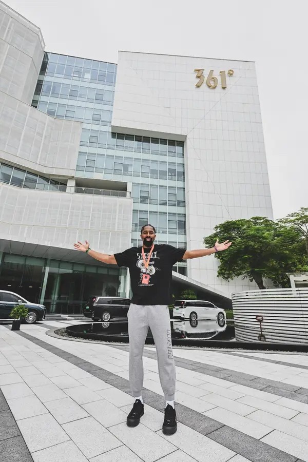 丁威迪中国行——​​​入职361° 多年的同事，今天来上班了～