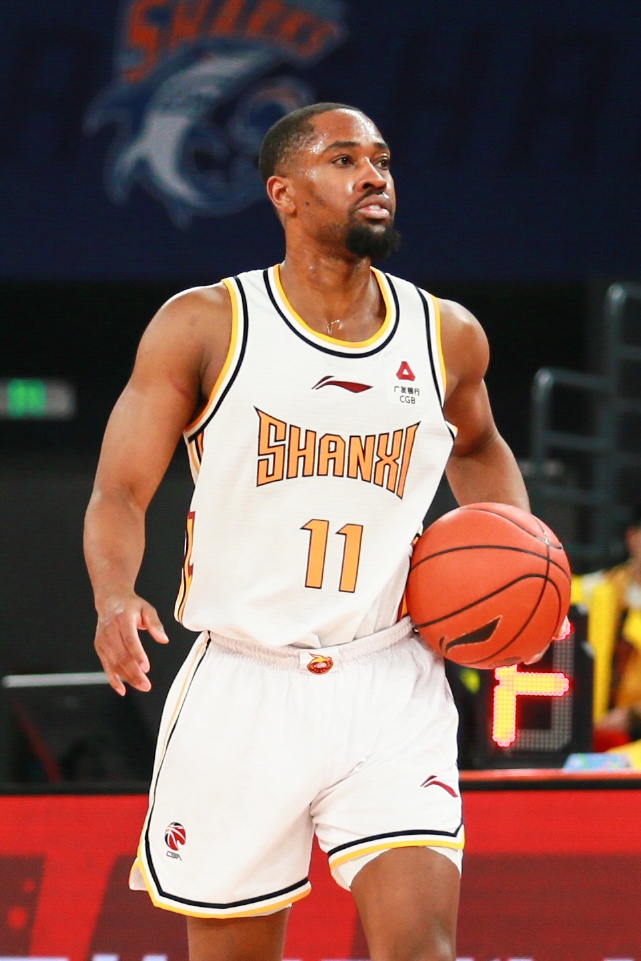 直播吧：同曦队确定后卫外援为泰勒+拉维特 外加利夫+戴维斯