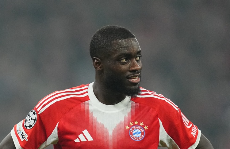 巴贝尔谈于帕续约:他过去两年进步很大,拜仁对他的能力充满信心